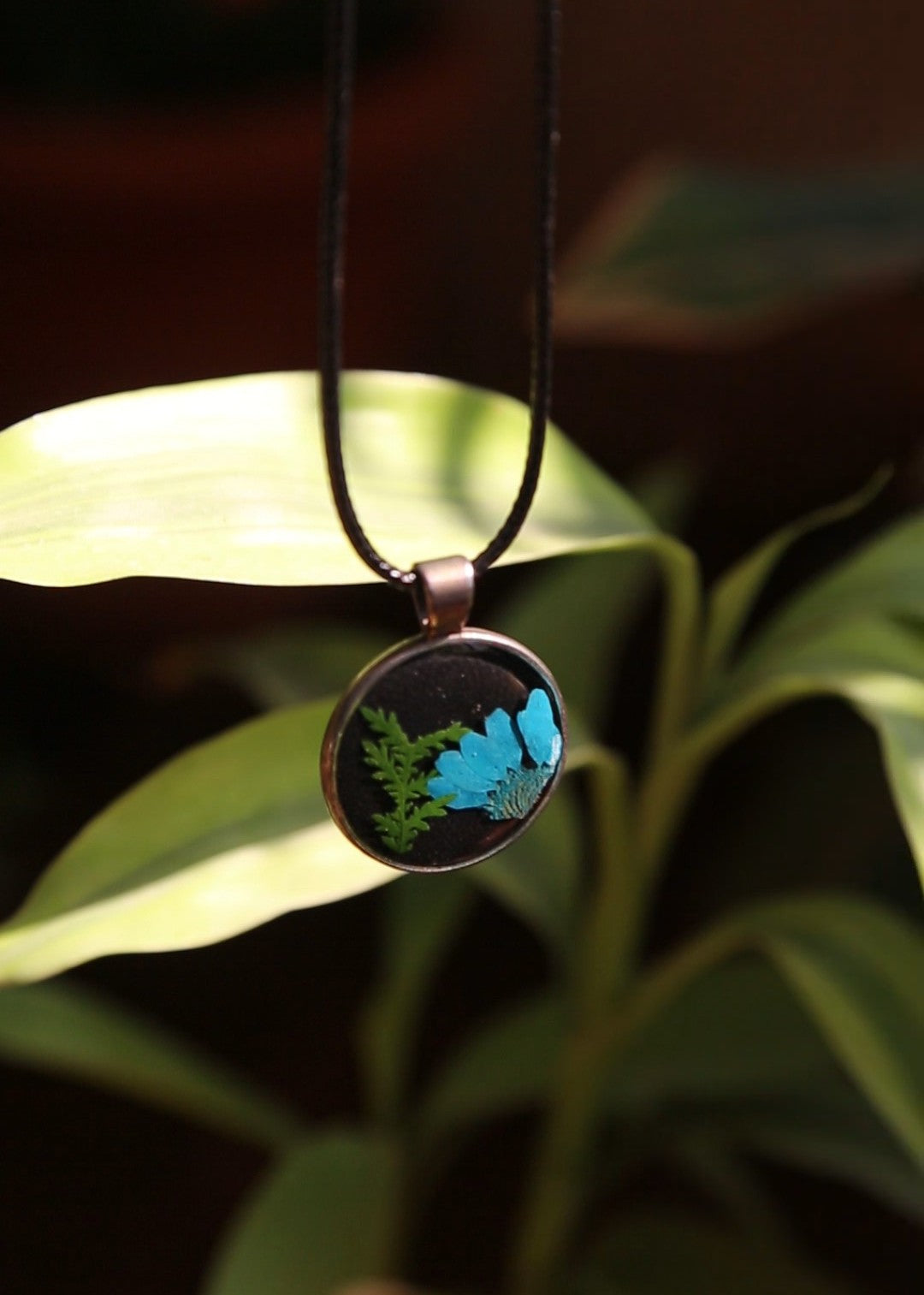 Resin Floral Pendants
